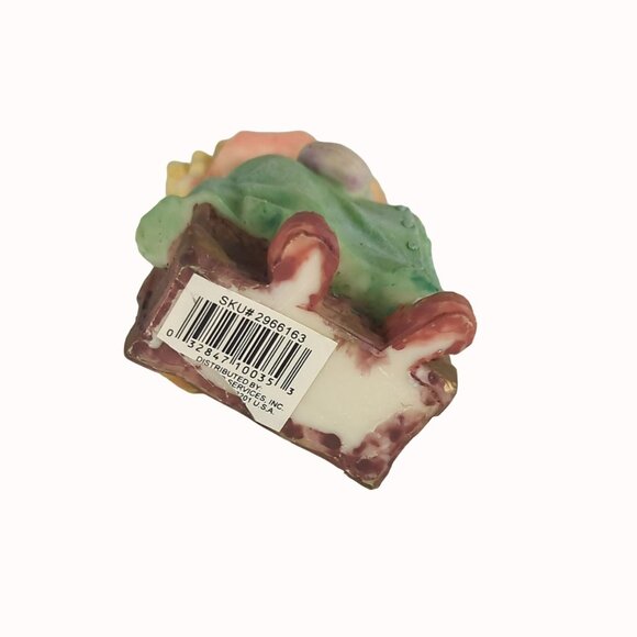 Vintage Cat In Green Dress With Pink Hat Anthropomorphic Resin Figurine - Picture 5 of 5